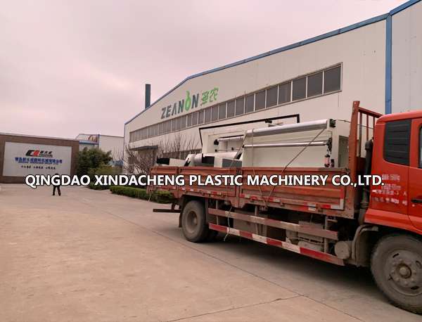 熔噴布設(shè)備副本4